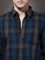 Roadster Men Navy & Grey Checked Casual Shirt - Image 2